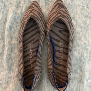 Rothy’s Grey Zebra point flats *retired print